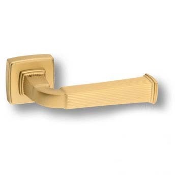 Дверная ручка на квадратной розетке ASTORIA  HA133RO13 GB, материал Замак, отделка Латунь, 146*52*73 мм