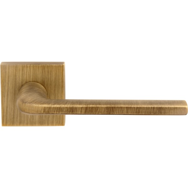 Дверная ручка на квадратной розетке 133K Milly Матовая бронза, материал Замак, отделка Бронза, 145*50*50 мм