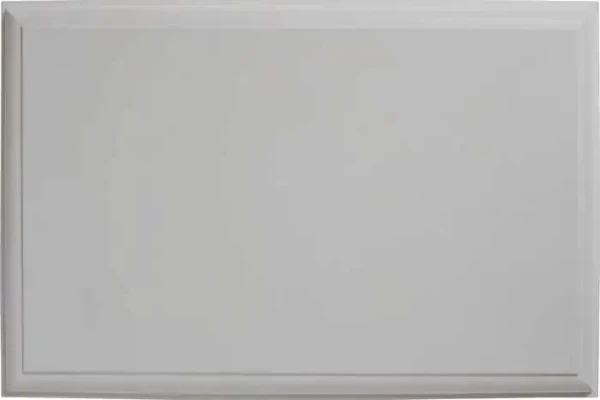 Отделочный элемент белого цвета № 3