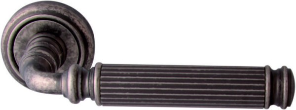 Дверная ручка на круглой розетке "RANIA" 290V DAS, материал Латунь, отделка Серебро, 145*50 мм