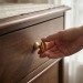 Ручка кнопка 15.340.00.19, материал Замак, отделка Золото, 34*28*37 мм