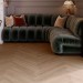 Кварцвиниловая плитка Invictus коллекция Maximus Click Herringbone 32 Divine Oak Cookie