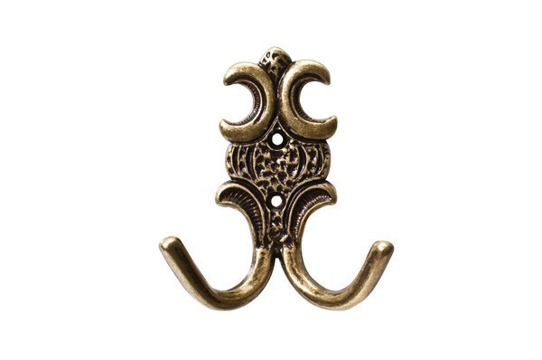 Крючок 11.404.A20, материал Замак, отделка Бронза, 82x100x42 мм