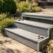 Ступень 3D GardenParkett с древесной текстурой в сером цвете.