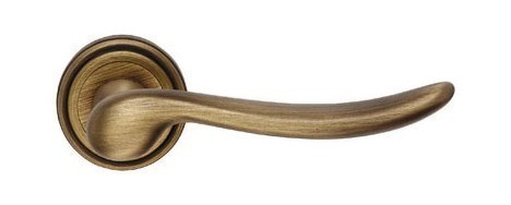 Дверная ручка на круглой розетке "BETA" PM 488/011, материал Латунь, отделка Бронза, 143*50 мм