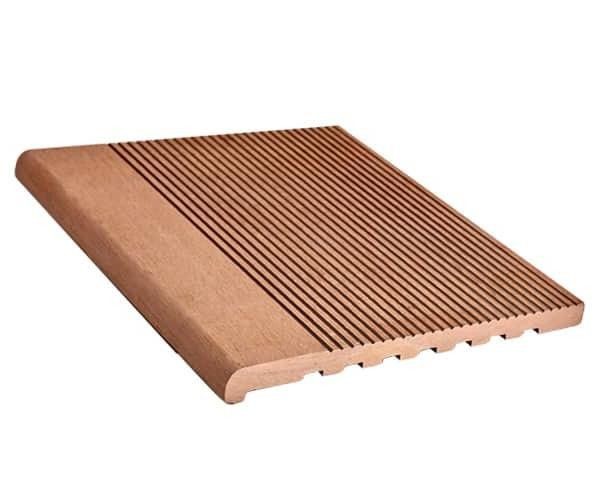 Ступень из ДПК Dortmax в оттенке палисандр