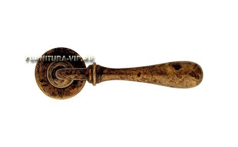 Дверная ручка на круглой розетке "TOSCA" ANTIQUE 745/103, материал Латунь, отделка Латунь, 130*45 мм
